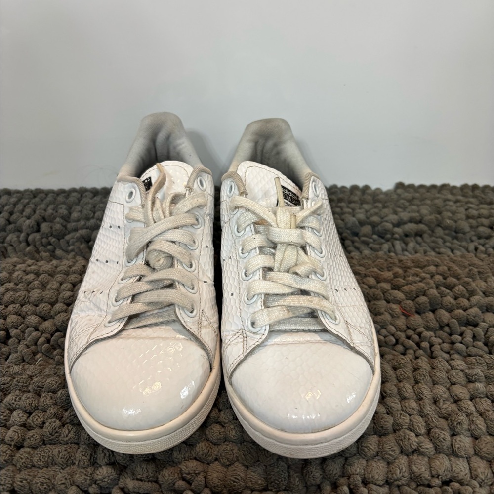 Adidas Stan Smith White Snakeskin Pattern Sneakers - Picture 2 of 10